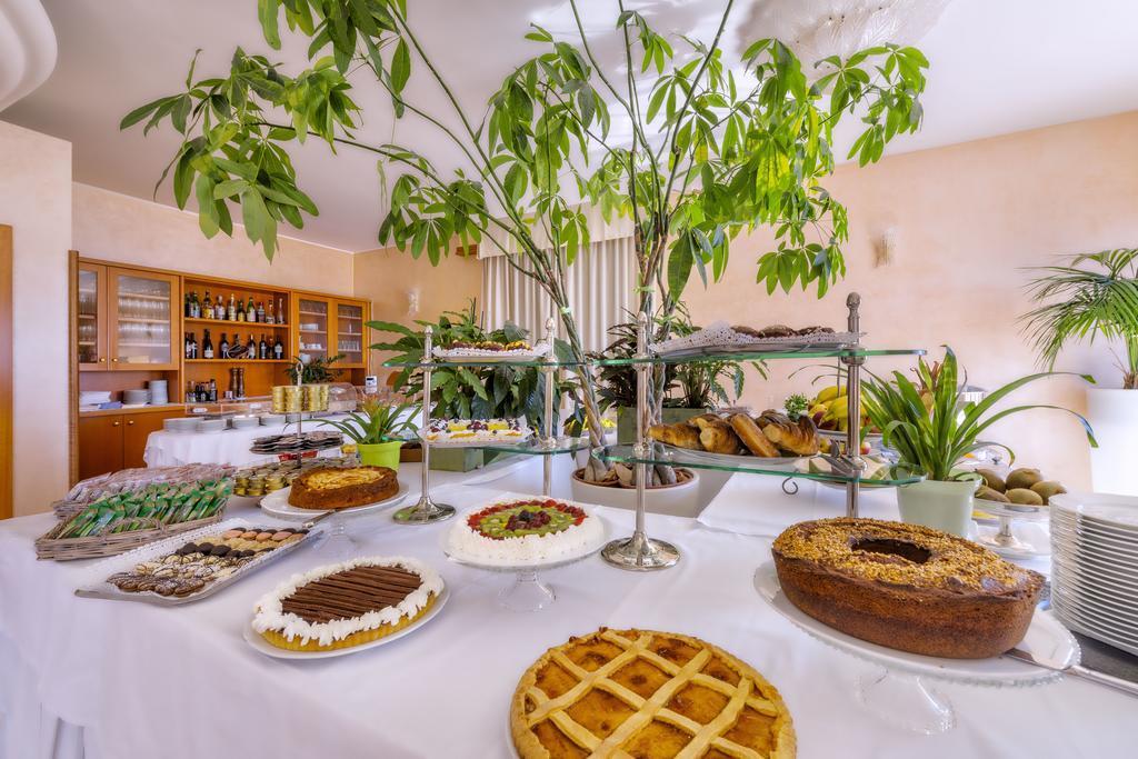 Astura Palace Hotel Неттуно Екстер'єр фото