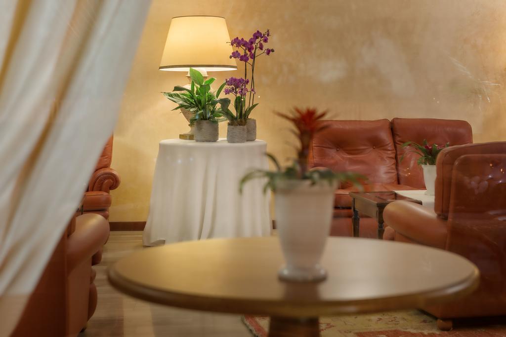 Astura Palace Hotel Неттуно Екстер'єр фото