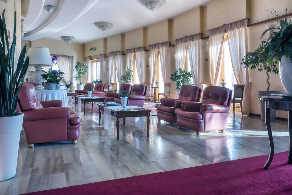Astura Palace Hotel Неттуно Екстер'єр фото